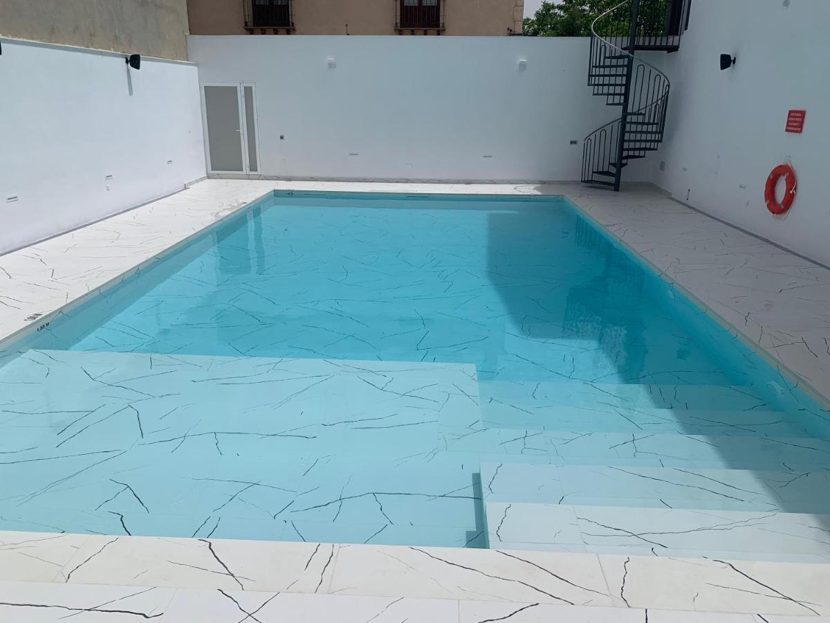 אוסה דה מונטיאל Hostal La Paz מראה חיצוני תמונה