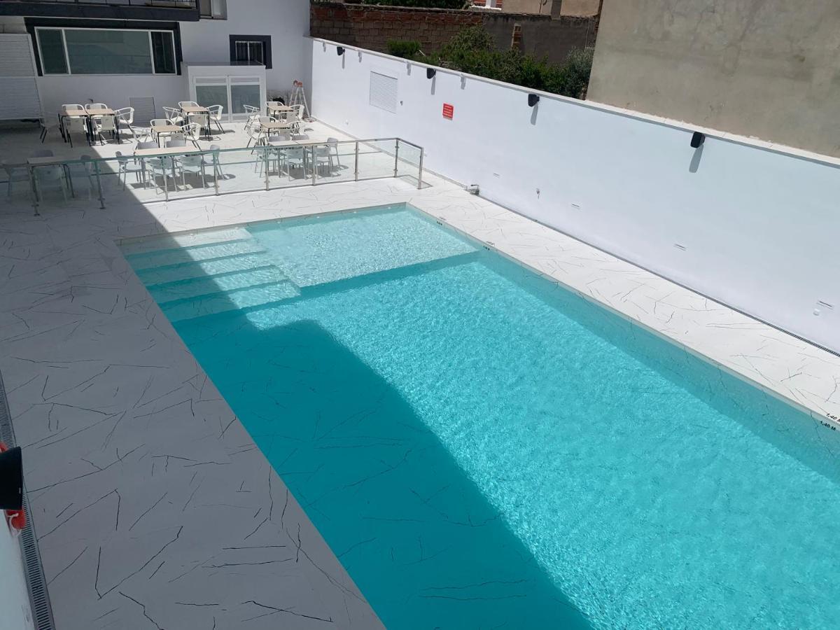 אוסה דה מונטיאל Hostal La Paz מראה חיצוני תמונה