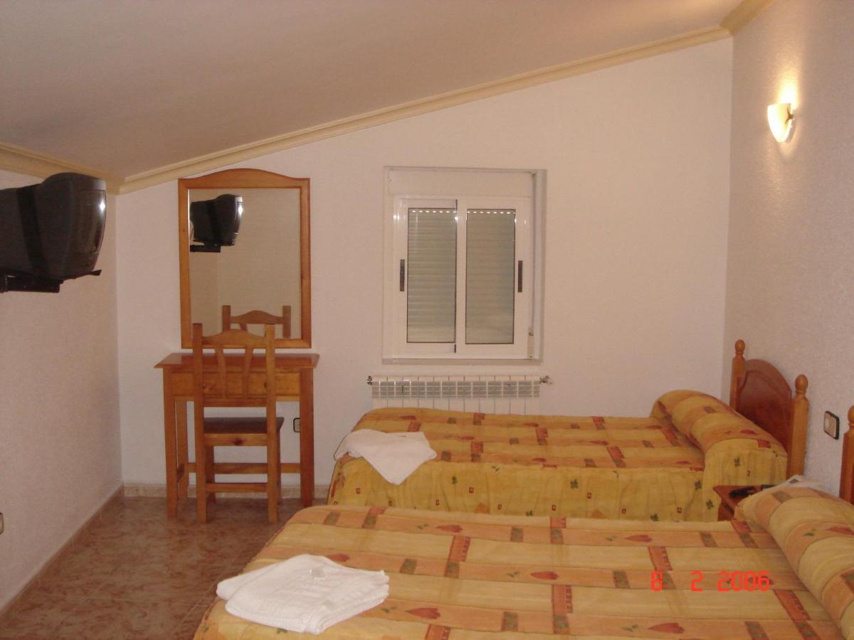 אוסה דה מונטיאל Hostal La Paz חדר תמונה