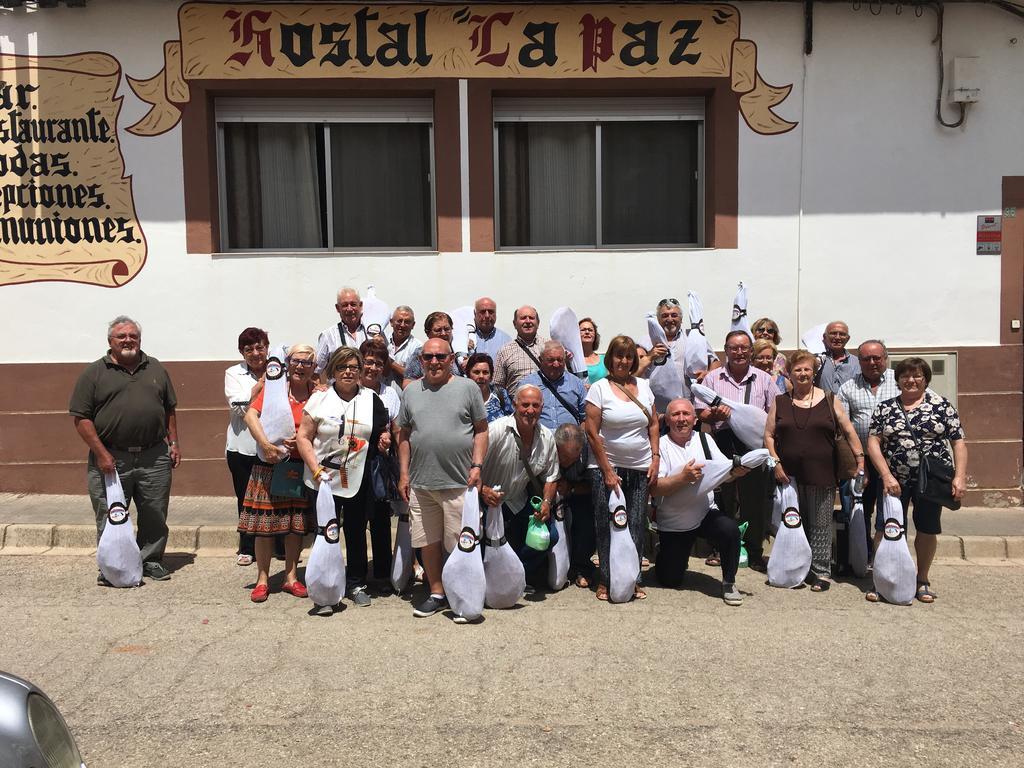 אוסה דה מונטיאל Hostal La Paz מראה חיצוני תמונה